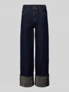 miss goodlife Straight Fit Jeans mit Umschlag und Ziersteinbesatz in J...
