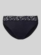 Hanro Slip mit Spitze Modell 'MOMENTS' in Black, Größe L