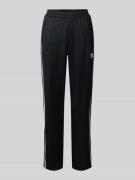 adidas Originals Trainingshose mit elastischem Bund und Label-Detail i...