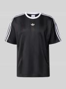 adidas Originals Funktionsshirt mit Logo und Rundhalsausschnitt in Bla...