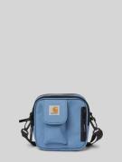 Carhartt Work In Progress Crossbody Bag mit Label-Detail in Hellblau, ...