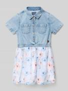 Guess Knielanges Kleid mit Knopfleiste in Hellblau, Größe 104