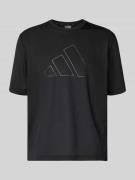 adidas Training Regular Fit T-Shirt in Mesh-Optik mit Logo-Print in Bl...