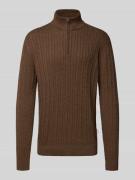 Lindbergh Troyer mit Zopfmuster und Label-Detail in Mittelbraun, Größe...