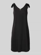 Smith and Soul Knielanges Kleid mit V-Ausschnitt in Black, Größe M