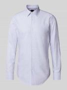 BOSS Slim Fit Businesshemd aus Lyocell-Baumwoll-Mix Modell 'HANK' in B...