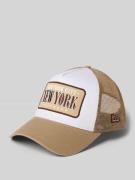 New Era Baseball Cap mit Location-Patch Modell 'Trucker' in Camel, Grö...