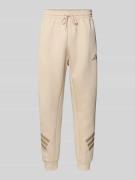 adidas Sportswear Regular Fit Sweathose mit Logo-Print in Beige, Größe...
