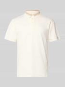 Guess Regular Fit Poloshirt mit Knopfleiste Modell 'PAUL' in Beige, Gr...