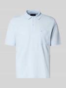 Christian Berg Men Regular Fit Poloshirt mit Brusttasche in Bleu, Größ...