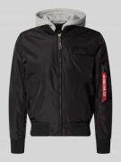 Alpha Industries Blouson mit Logo-Anhänger Modell 'MA-1 TT' in Black, ...