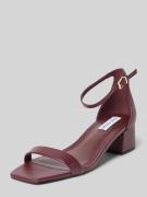 Steve Madden Sandaletten mit Dornschließe Modell 'GENA' in Bordeaux, G...