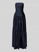 Luxuar Regular Fit Abendkleid in Falten-Optik in Dunkelblau, Größe 32