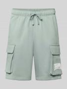 CHAMPION Sweatshorts mit Cargotaschen und Logo in Gruen, Größe L