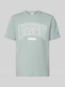 CHAMPION T-Shirt mit Logo und Rundhalsausschnitt in Gruen, Größe L