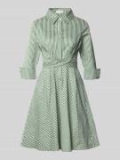 Apricot Hemdblusenkleid mit Kentkragen in Gruen, Größe L