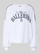 Vero Moda Oversized Sweatshirt aus Baumwoll-Mix Modell 'JAMIE' in Weis...