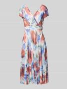 Vera Mont Cocktailkleid mit V-Ausschnitt in Blau, Größe 36