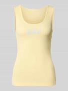 GAP Slim Fit Top mit Logo-Print in Hellgelb, Größe M