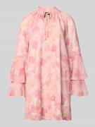 Vero Moda Ausgestelltes Cocktailkleid mit Allover-Muster in Rosa, Größ...