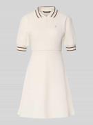 ARMANI EXCHANGE Minikleid mit Polokragen und Logo-Stitching in Weiss, ...