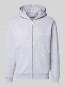 REVIEW Sweatjacke mit Känguru-Tasche in Hellgrau Melange, Größe L