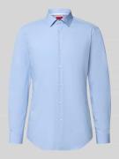 HUGO Slim Fit Businesshemd aus reiner Baumwolle Modell 'KOEY' in Hellb...