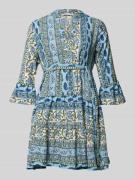 Only Figurumspielendes Freizeitkleid mit Taillengürtel zum Binden Mode...