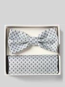 Prince Bowtie Fliege und Einstecktuch im Set aus reiner Seide in Gruen...
