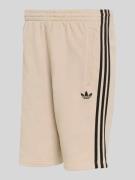 adidas Originals Regular Fit Sweatshorts aus reiner Baumwolle in Beige...