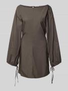 WEEKDAY Minikleid mit U-Boot-Ausschnitt Modell 'Nile' in Mittelbraun, ...