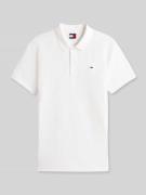 Tommy Jeans Regular Fit Poloshirt Modell 'TJM SLIM PLACKET POLO EXT' i...