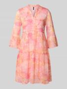 Vero Moda Tailliertes Minikleid mit V-Ausschnitt Modell 'SMILLA' in Pi...