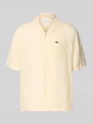 Lacoste Relaxed Fit Leinenhemd mit Resortkragen in Beige Melange, Größ...