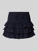 Only Leicht ausgestellter Mini-Skort mit Lochstickerei Modell 'SMILLA'...