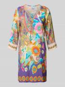 Emily Van den Bergh Knielanges Kleid aus Viskose mit Tunikakragen in P...