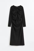 H&M Kleid mit Cut-out Schwarz, Alltagskleider in Größe XXL. Farbe: Bla...
