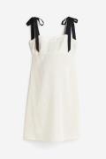 H&M MAMA Kleid in A-Linie Cremefarben, Kleider Größe XL. Farbe: Cream