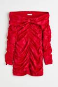 H&M Off-Shoulder-Kleid mit Raffungen Rot/Gemustert, Alltagskleider in ...