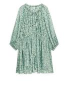 Arket Florales Kleid Grün, Alltagskleider in Größe 40. Farbe: Green