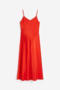 H&M MAMA Slipkleid aus Satin Rot, Kleider in Größe XL. Farbe: Red