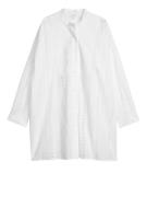 Arket Besticktes Popeline-Hemd Weiß, Freizeithemden in Größe 36. Farbe...