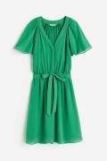 H&M Chiffonkleid mit V-Ausschnitt Grün, Alltagskleider in Größe XS. Fa...