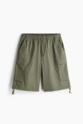 H&M Cargoshorts aus Twill in Loose Fit Khakigrün Größe L. Farbe: Khaki...