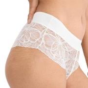 Triumph Body Make-Up Illusion Lace Shorty Offwhite 38 Damen