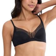 Triumph BH Breathe and Lift Smart N EX Schwarz Fit Smart 4 Damen