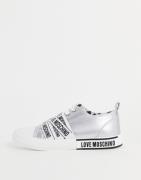 Love Moschino – Sneaker zum Schnüren in Silber mit buntem Logoprint